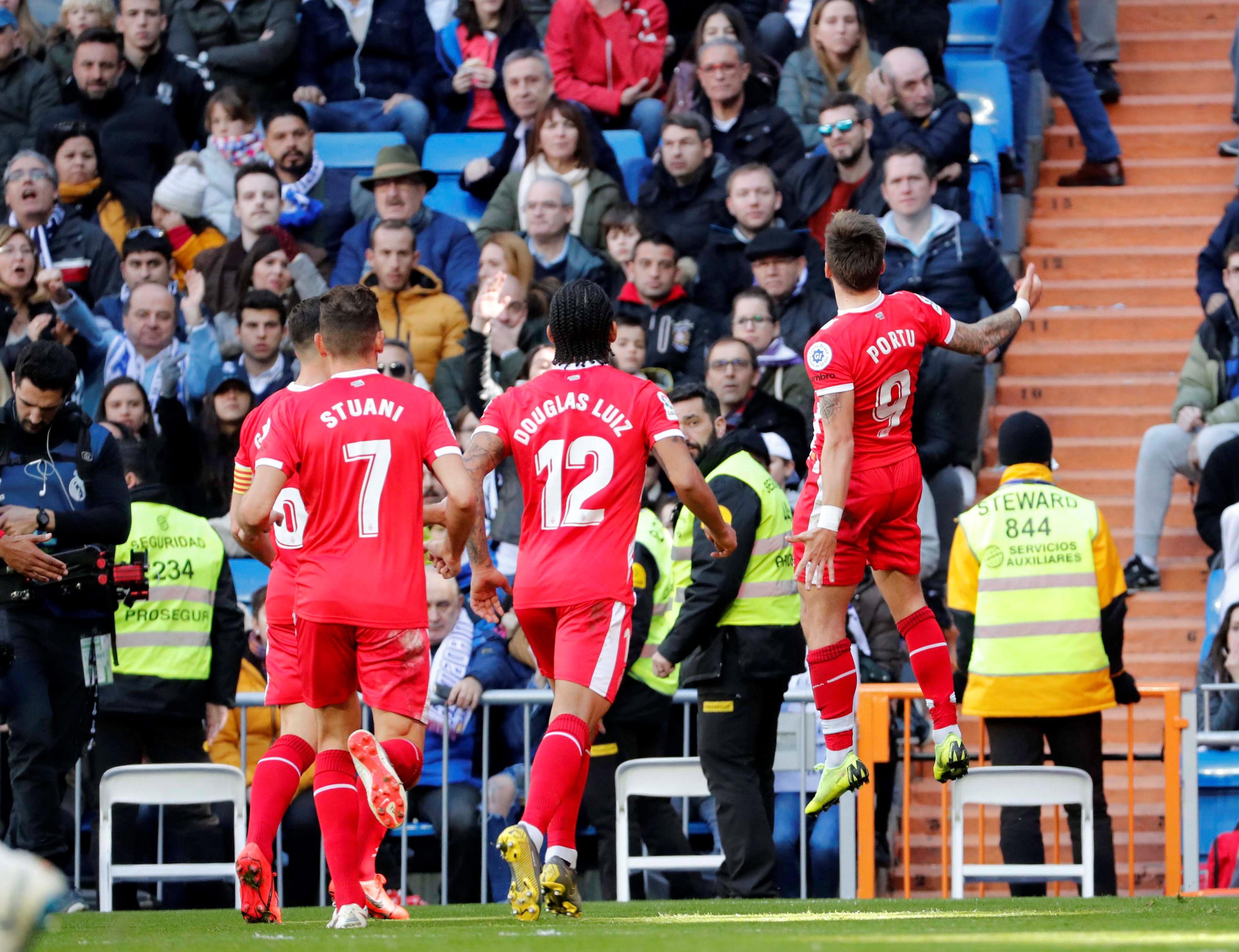 他能够在前 他能够在前